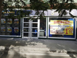 Reapertura de la tienda de Tome Cano